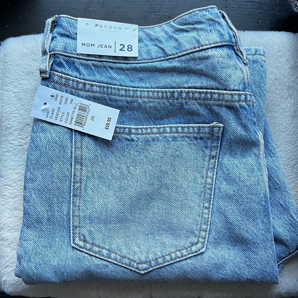 PacSun Mom Jeans